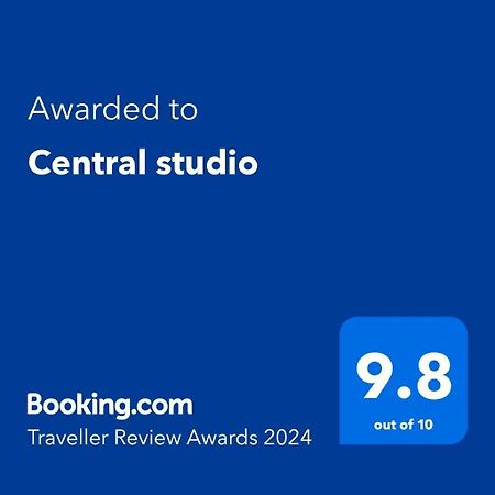 Central Studio Apartman Bukarest Kültér fotó